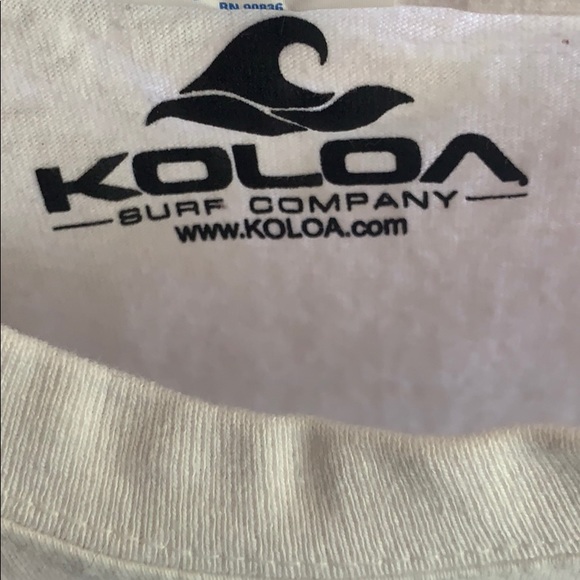 Surf Shirt! 🌟 - Picture 3 of 5